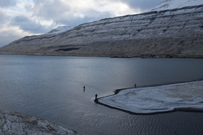 Alone in the big water Alone in the big water